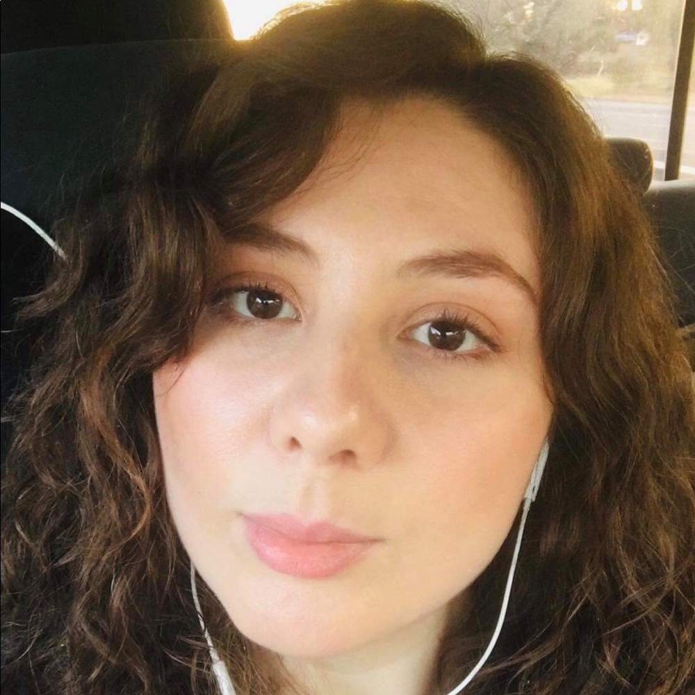 Meet your Posher, Amber